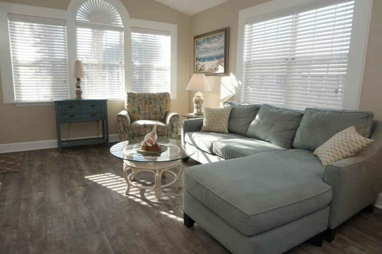Venture Out 476 Marlin Dr Comes With Golf Cart Panama City Beach Holiday home